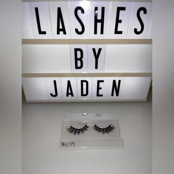 Lash Strip ML49 - Picture 1 of 2